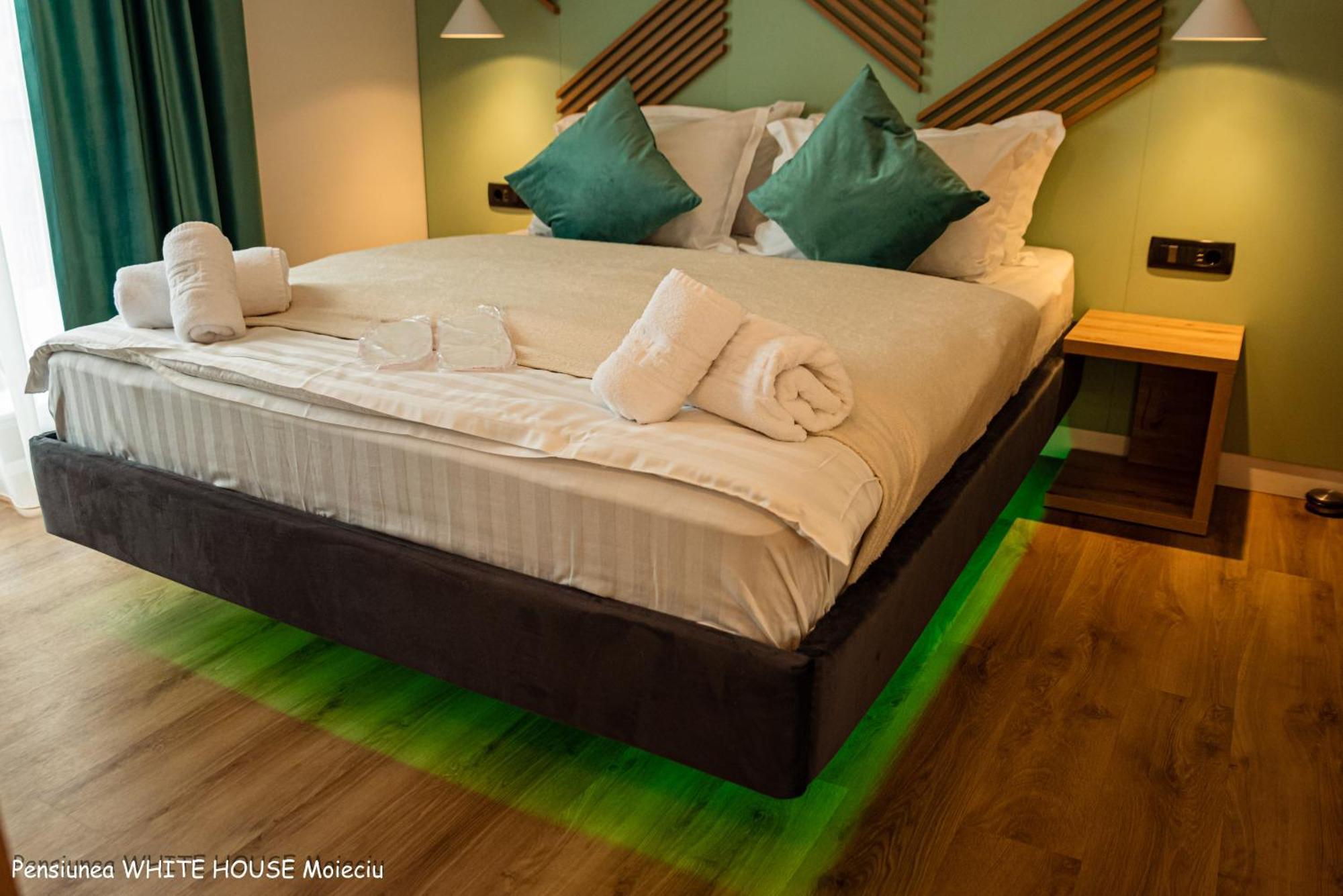 Hotel White House Moieciu Moieciu de Jos Esterno foto