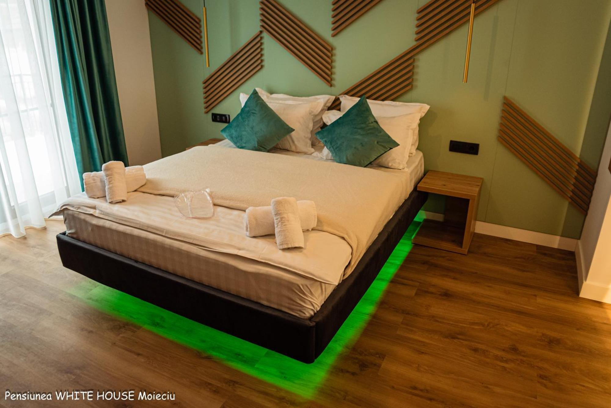 Hotel White House Moieciu Moieciu de Jos Esterno foto